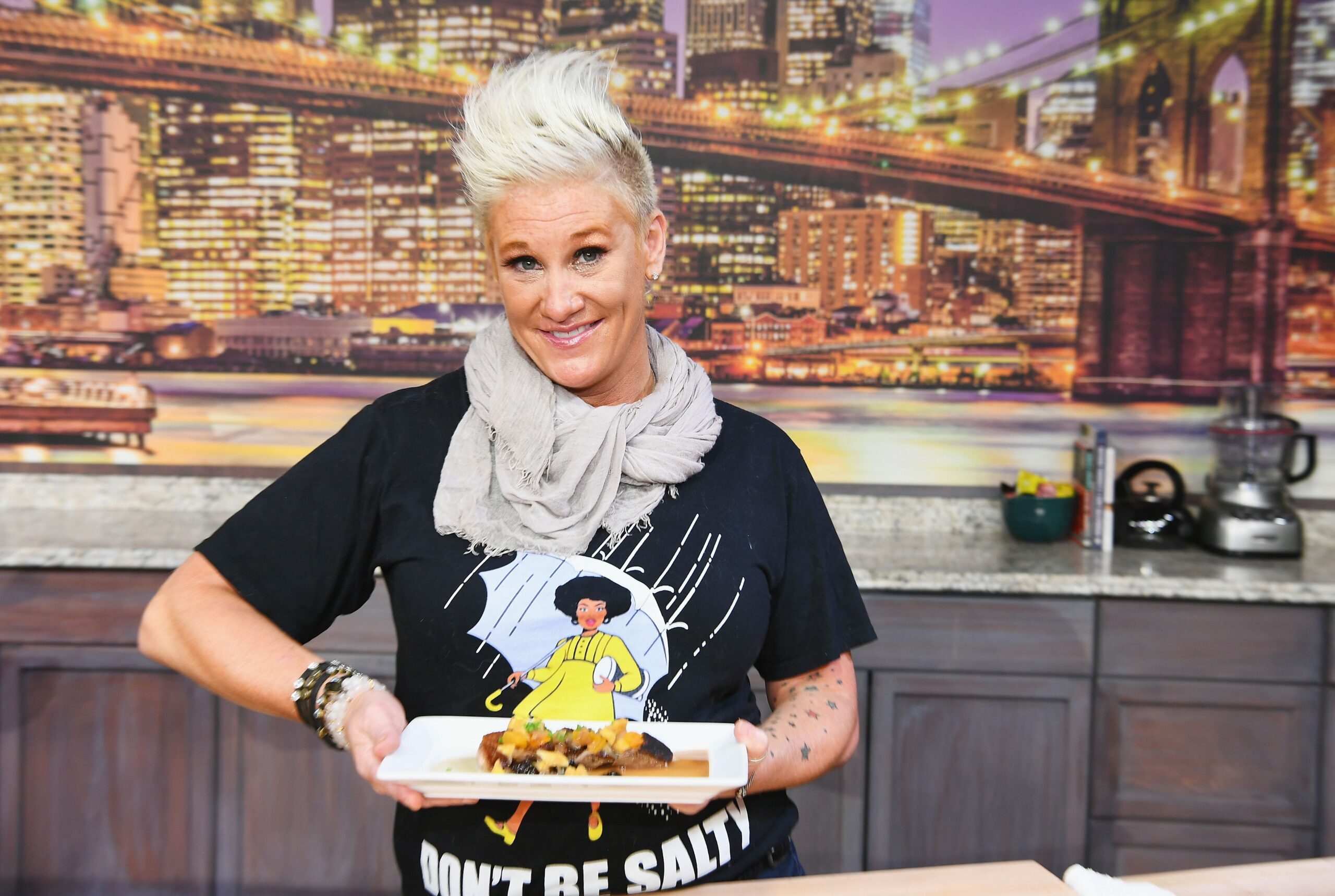 chef-anne-burrell-presents-onstage-during-food-network-news-photo-1052071598-1542141097-1531978