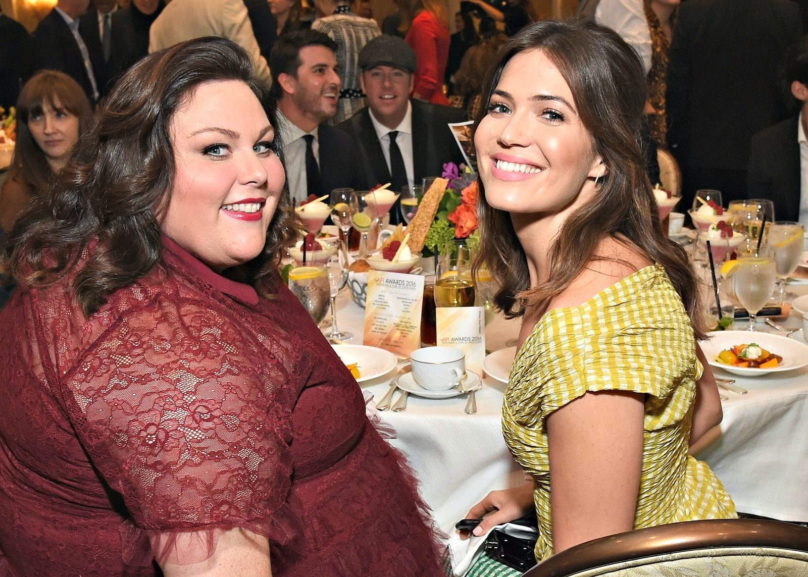 chrissy-metz-mandy-moore-8127142