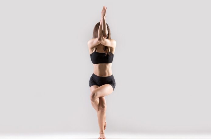 eagle-pose-or-garud-asana-yoga-for-reducing-thigh-fat-1864988