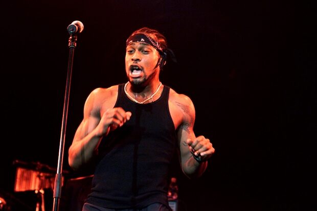 141215-dangelo-2000-2047711