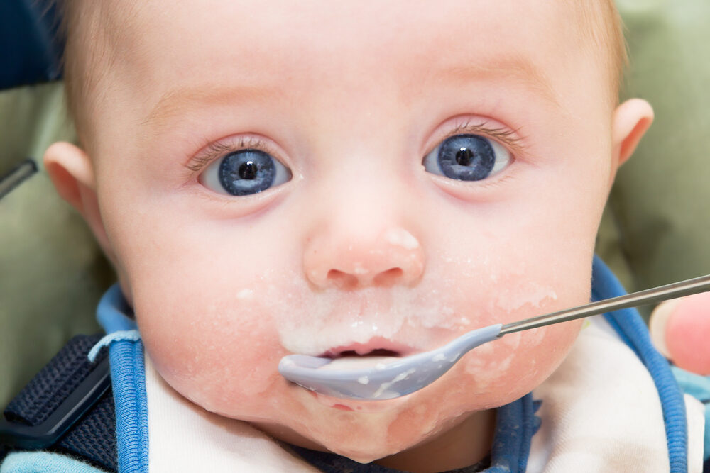 baby_eating_cereal-2226730