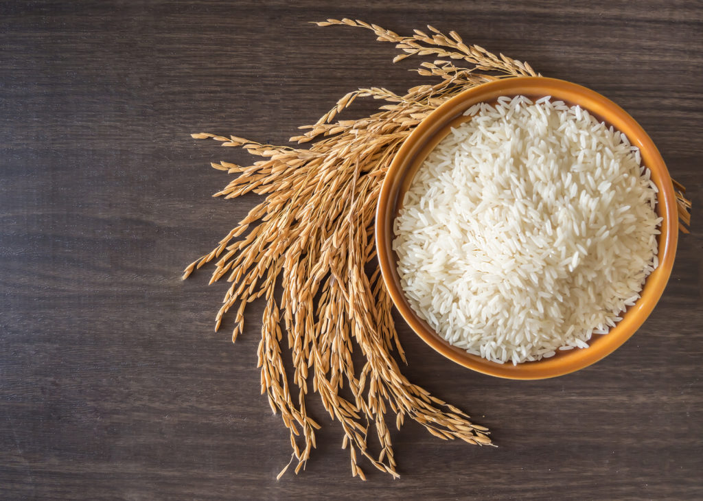 raw-white-rice-thai-jasmine-rice-in-brown-bowl-and-and-ear-of