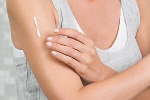 euc-int_dry-skin_keratosis-pilaris_04-1235076