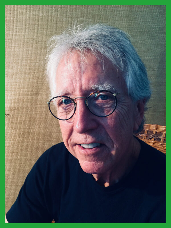 green-frame-pic-1097963
