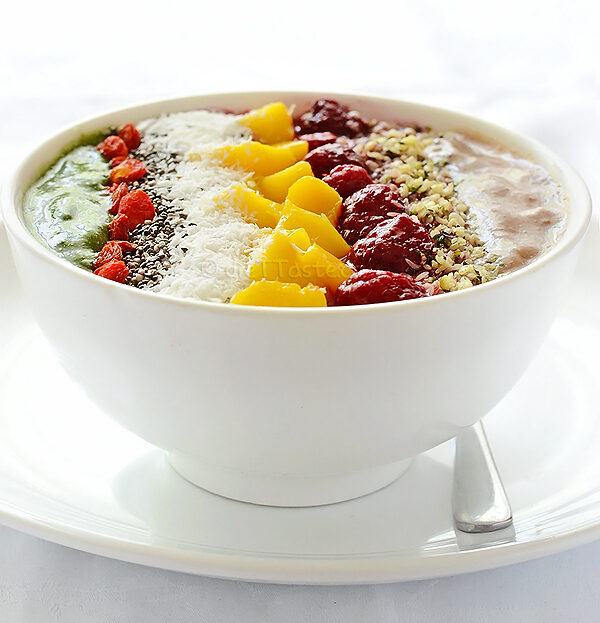 superfood-smoothie-bowl2-w-2856705